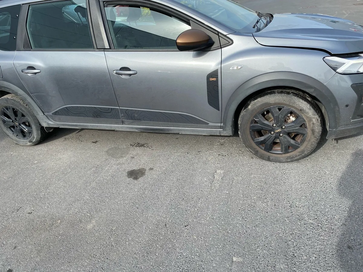 Dacia Jogger for parts - Image 3