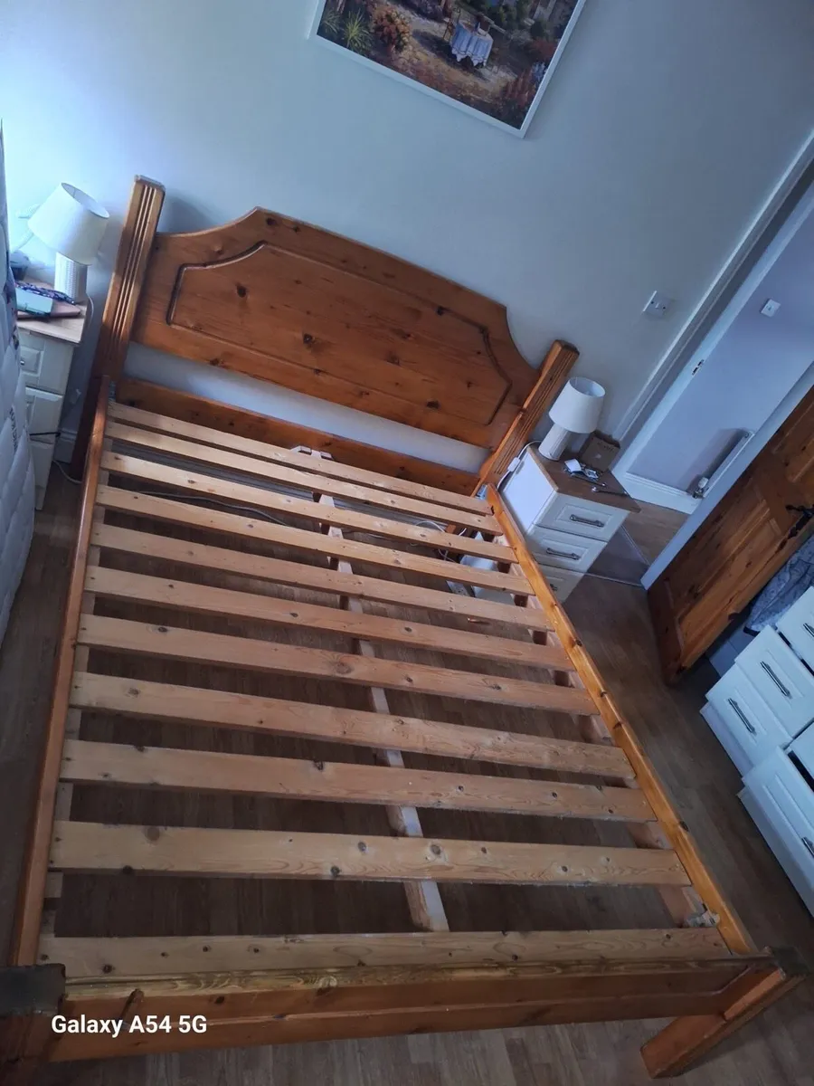 Solid pine king size bed - Image 2
