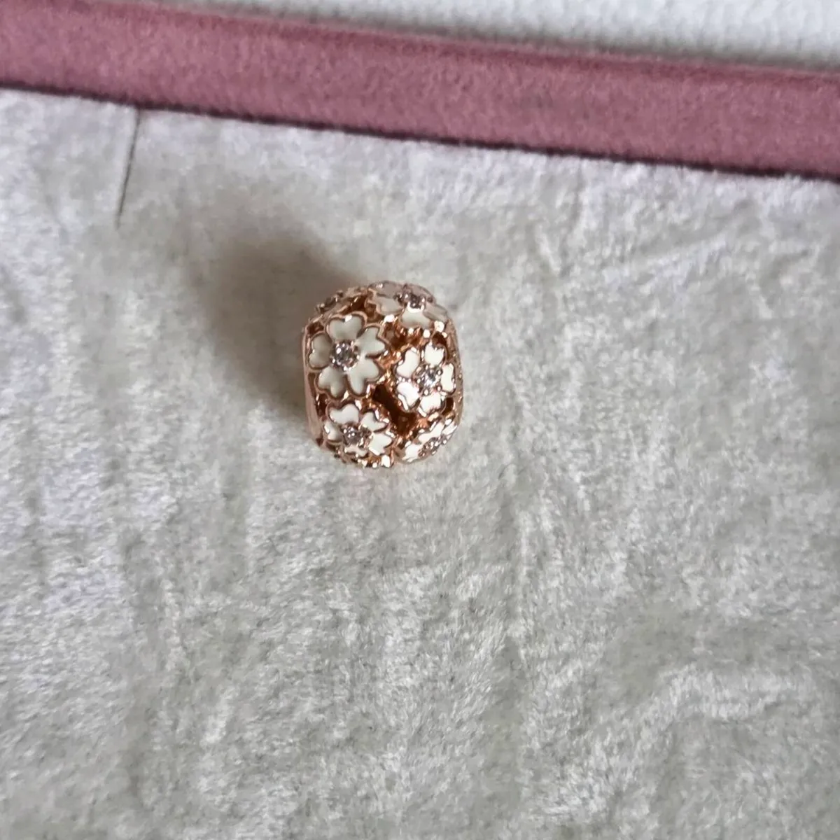Pandora rose gold white primrose meadow - Image 4
