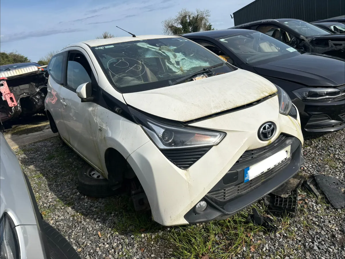 2021 Toyota Aygo *For Parts* - Image 1