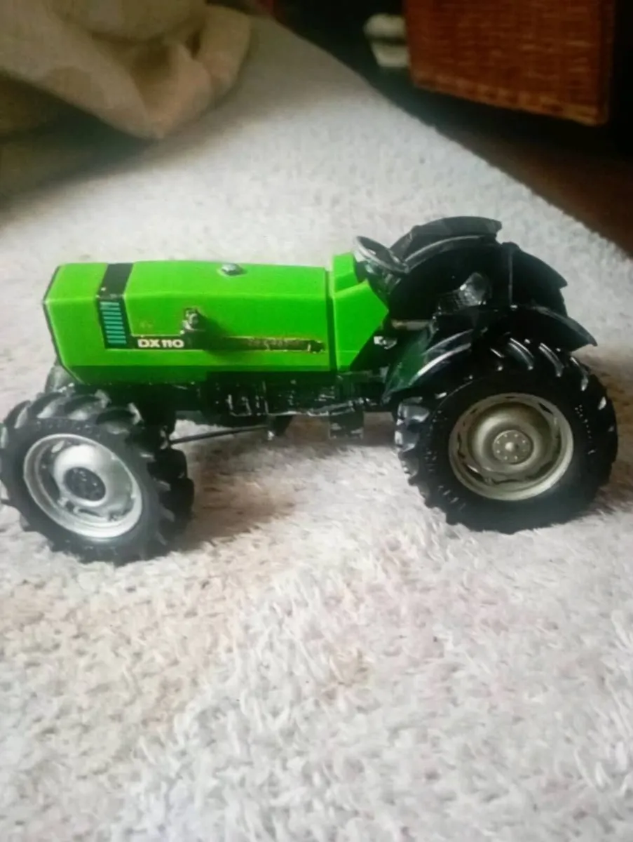 VINTAGE  LATE 70s BTITAINS 1-32 SCALE TRACTOR 🚜 - Image 3