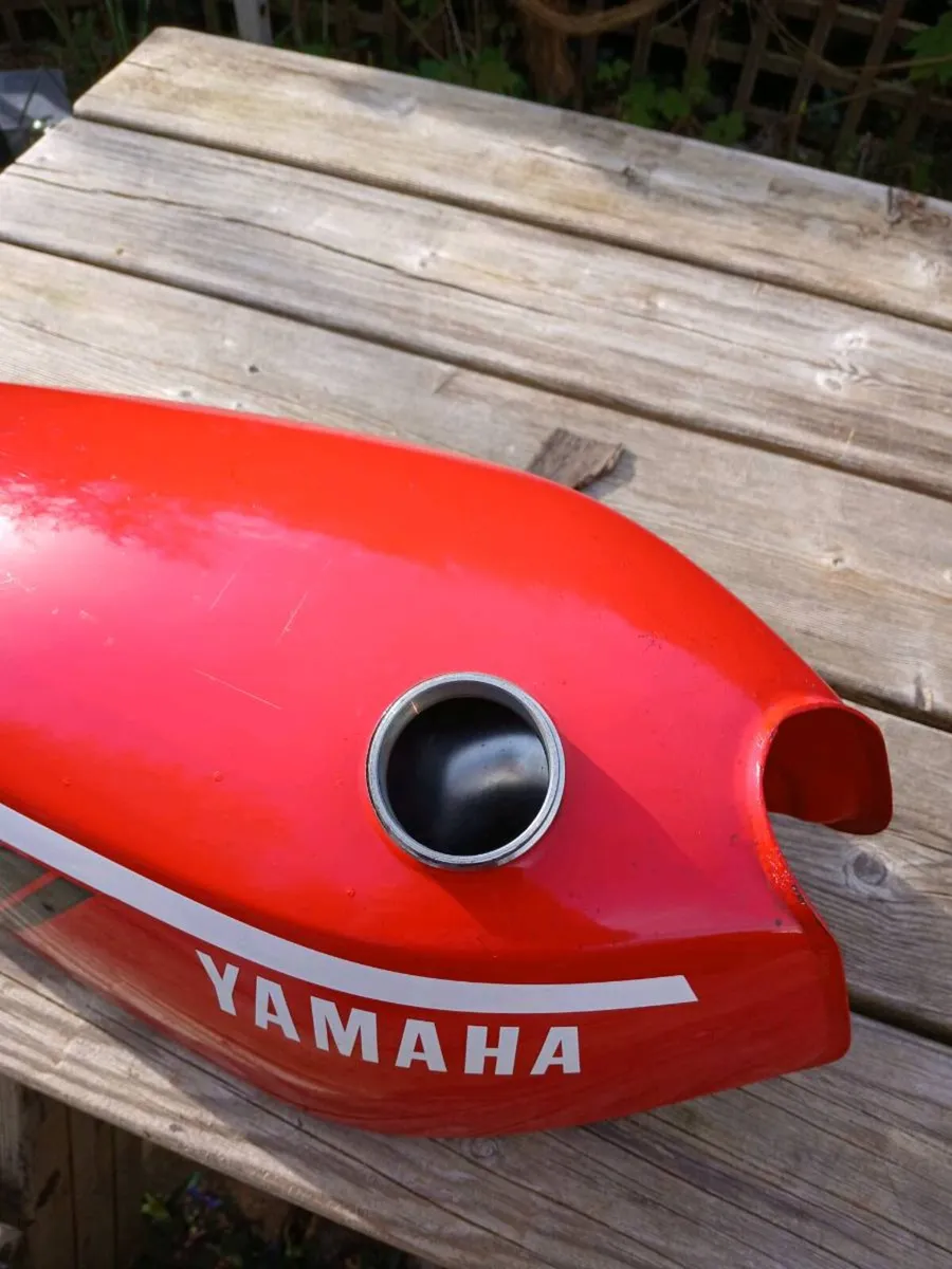 Yamaha DT 175 Parts + Yamaha R5/DS7 Tank - Image 2