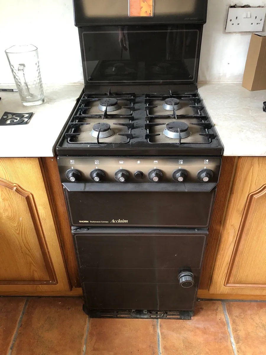 Old thorn acclaim gas cooker
