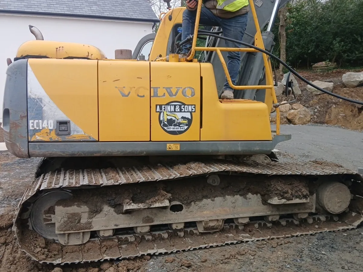 Volvo EC140 - Image 4