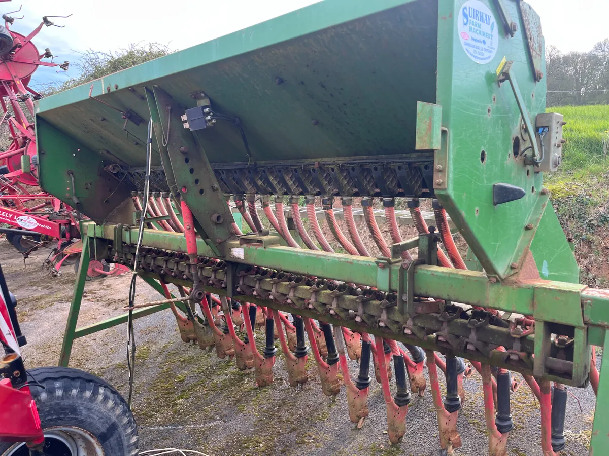 farm machinery - Image 1