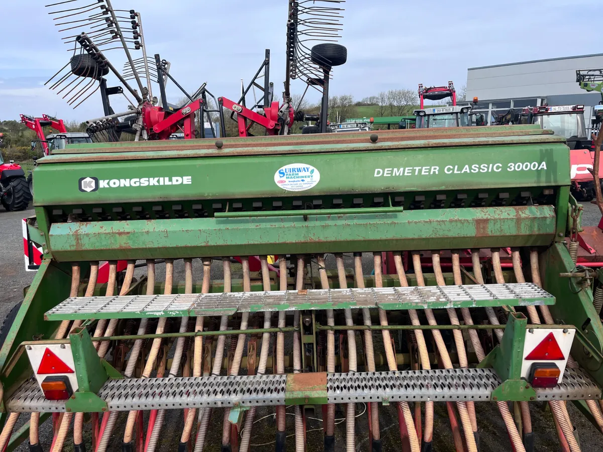 farm machinery - Image 3