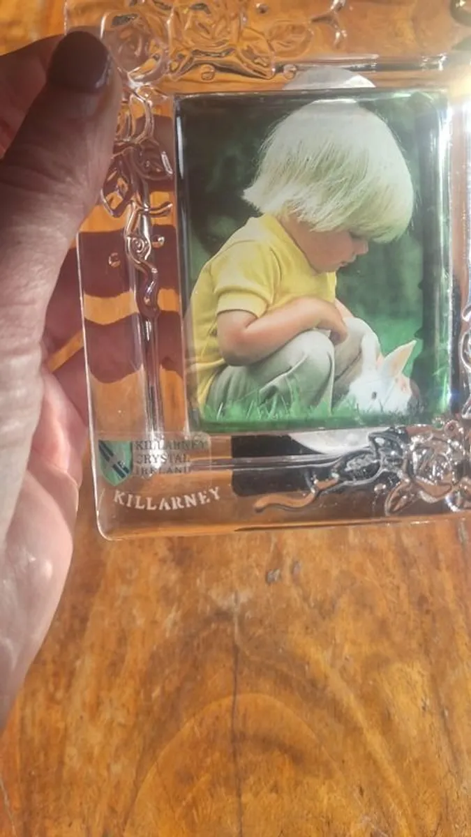 Killarney Crystal Small Vintage Photo Frame - Image 2
