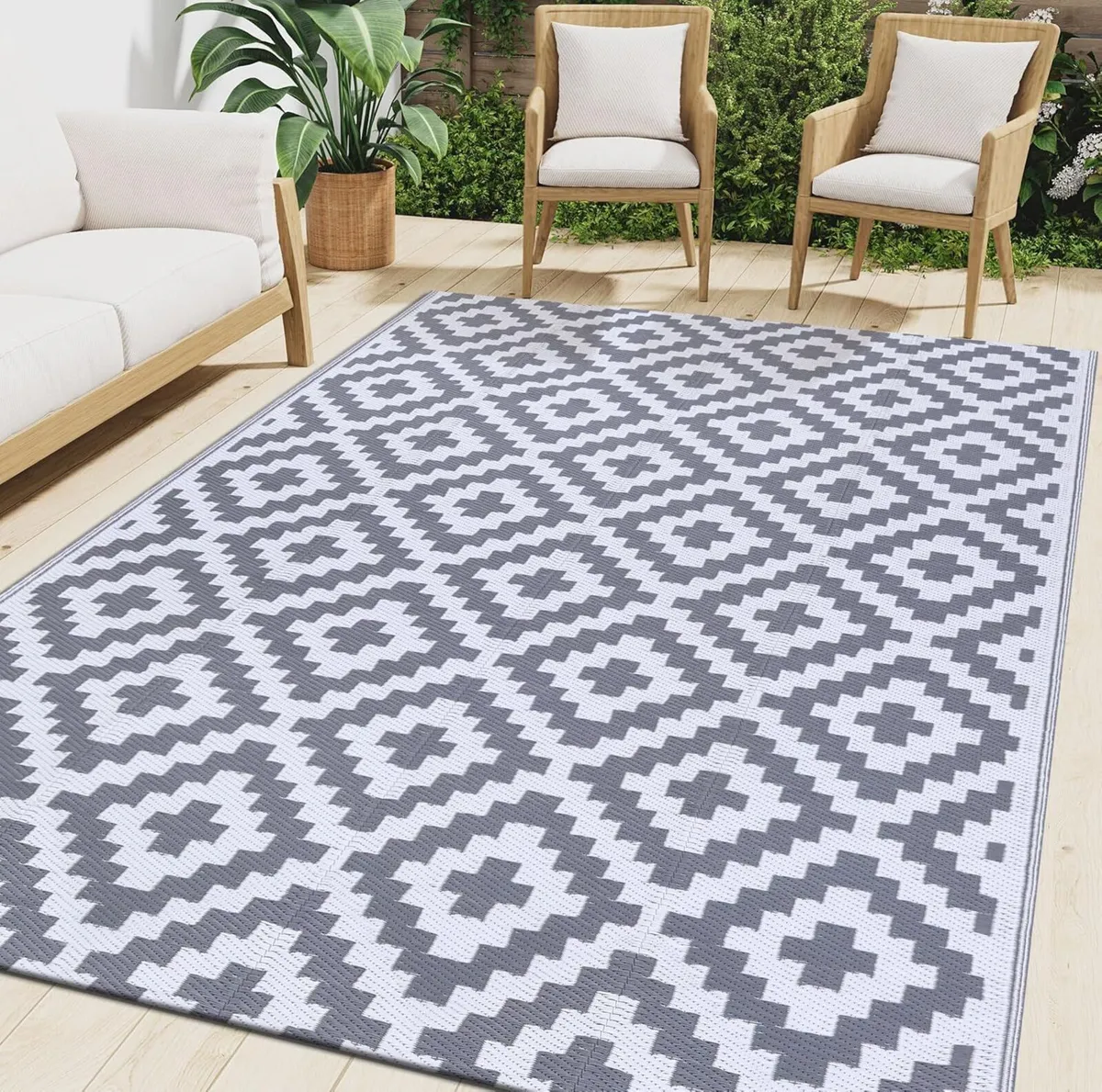 Outdoor Rug Waterproof Large Garden Rugs UV-Resist - Image 1