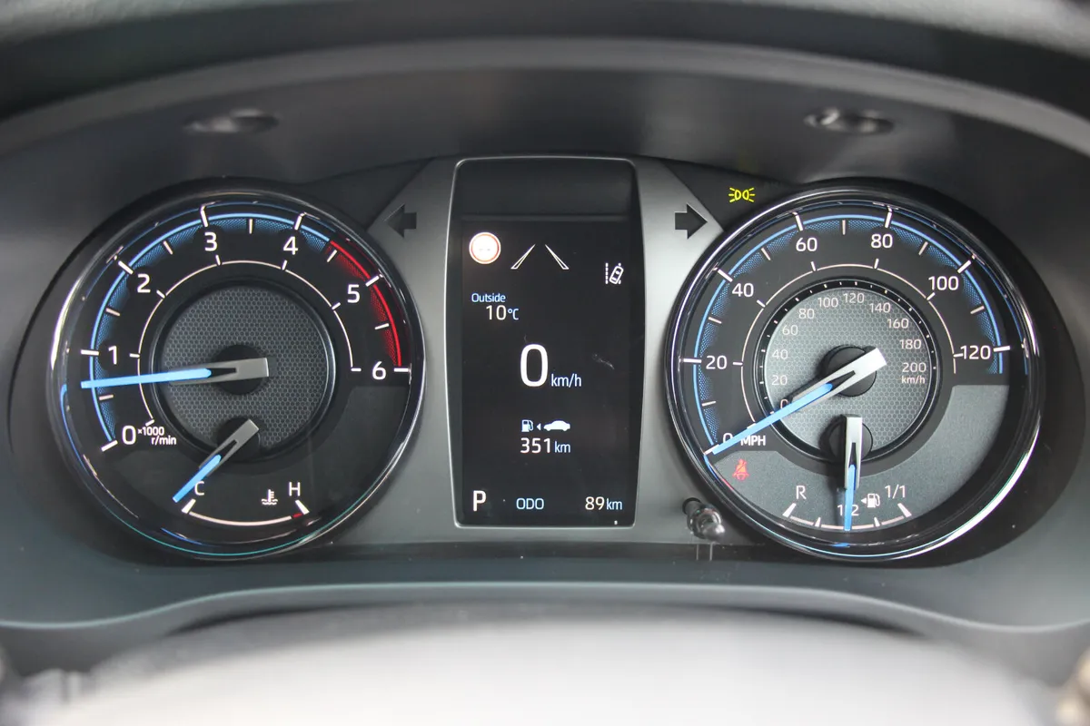 Hilux Invincible X *360 cameras*Rear cameras - Image 3