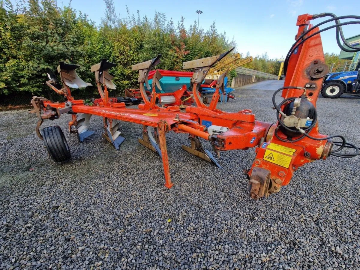 KUHN MULTI MASTER 112 4 FURROW PLOUGH - Image 1