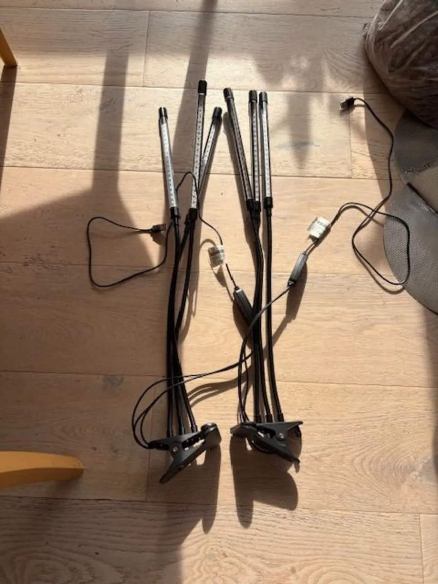 MARS HYDRO DWC - Hydroponics w/ lights + heaters - Image 2