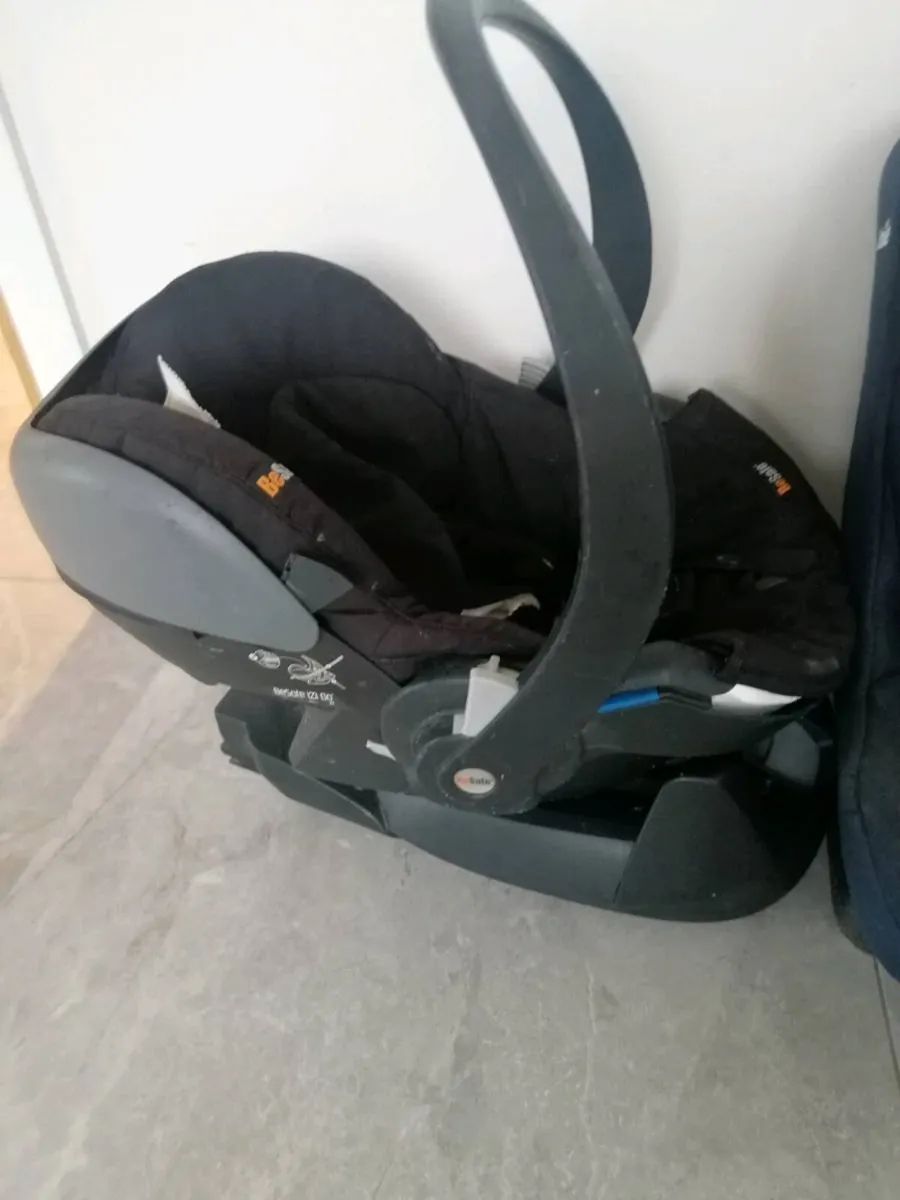 Child car seat - Image 2