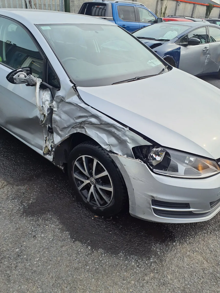 VW Golf 1.2 TSI Bluemotion 2016 - Image 2