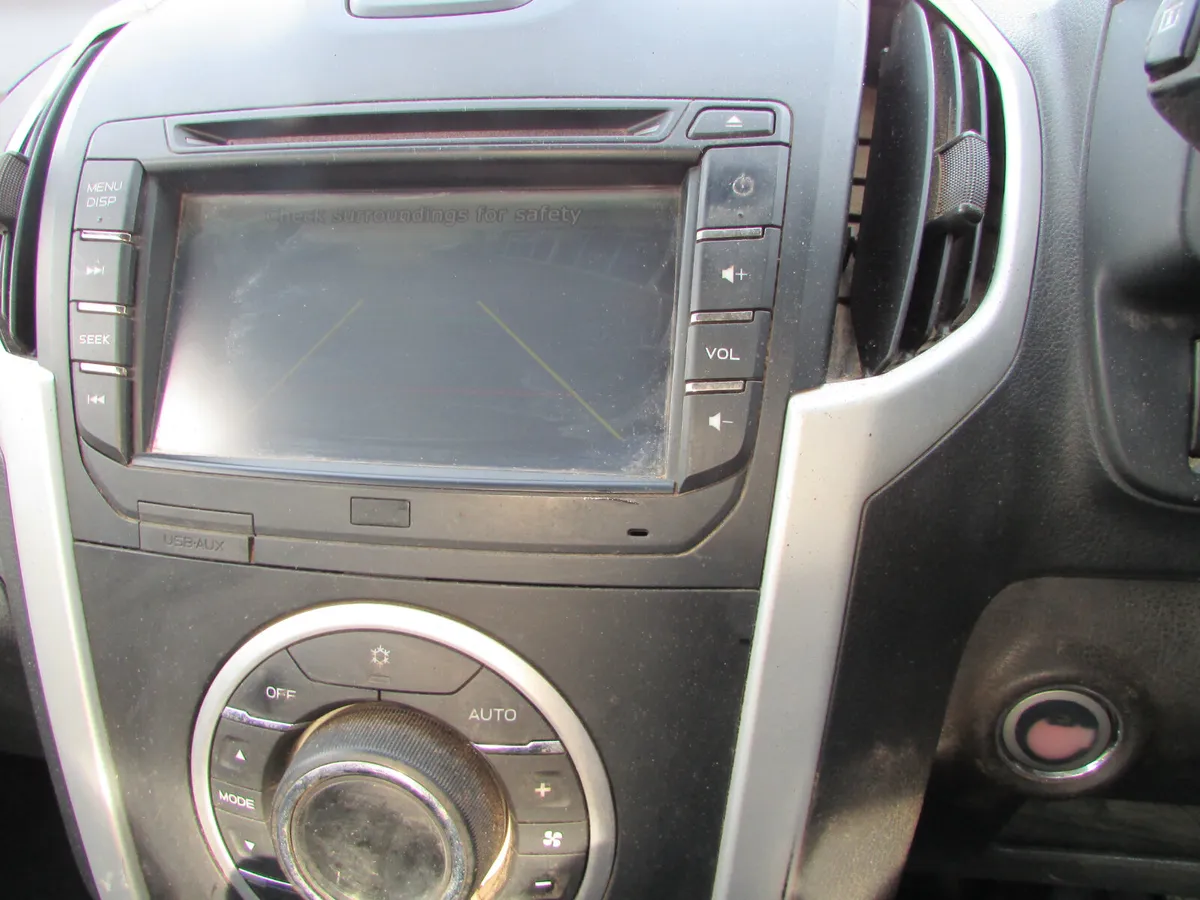 Isuzu D-Max 2020 - Image 2