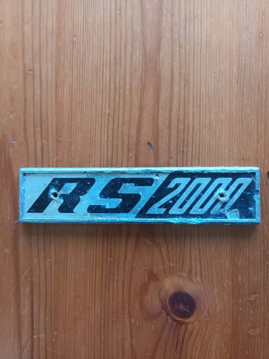 RS Mk1 2000 Badge - Image 1