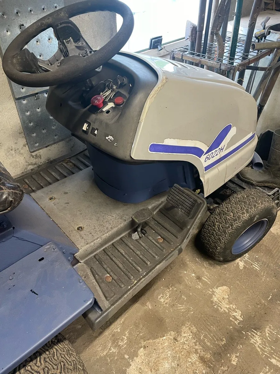 Lawntractor, powerbarrow, dumper - Image 2