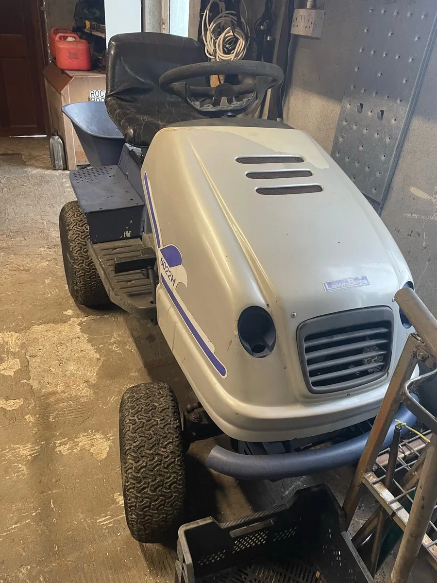 Lawntractor, powerbarrow, dumper - Image 4