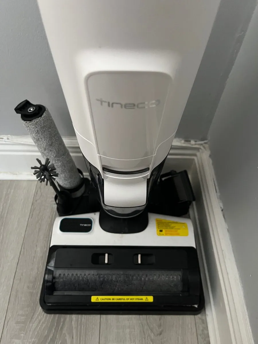 Tineco S5 Steam Cleaner - Wet and Dry Vacuum - Image 2