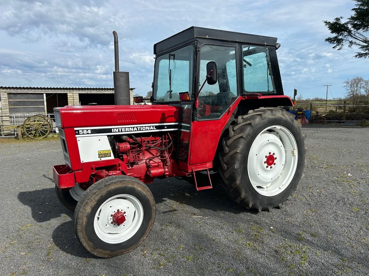 International 584 - Image 3