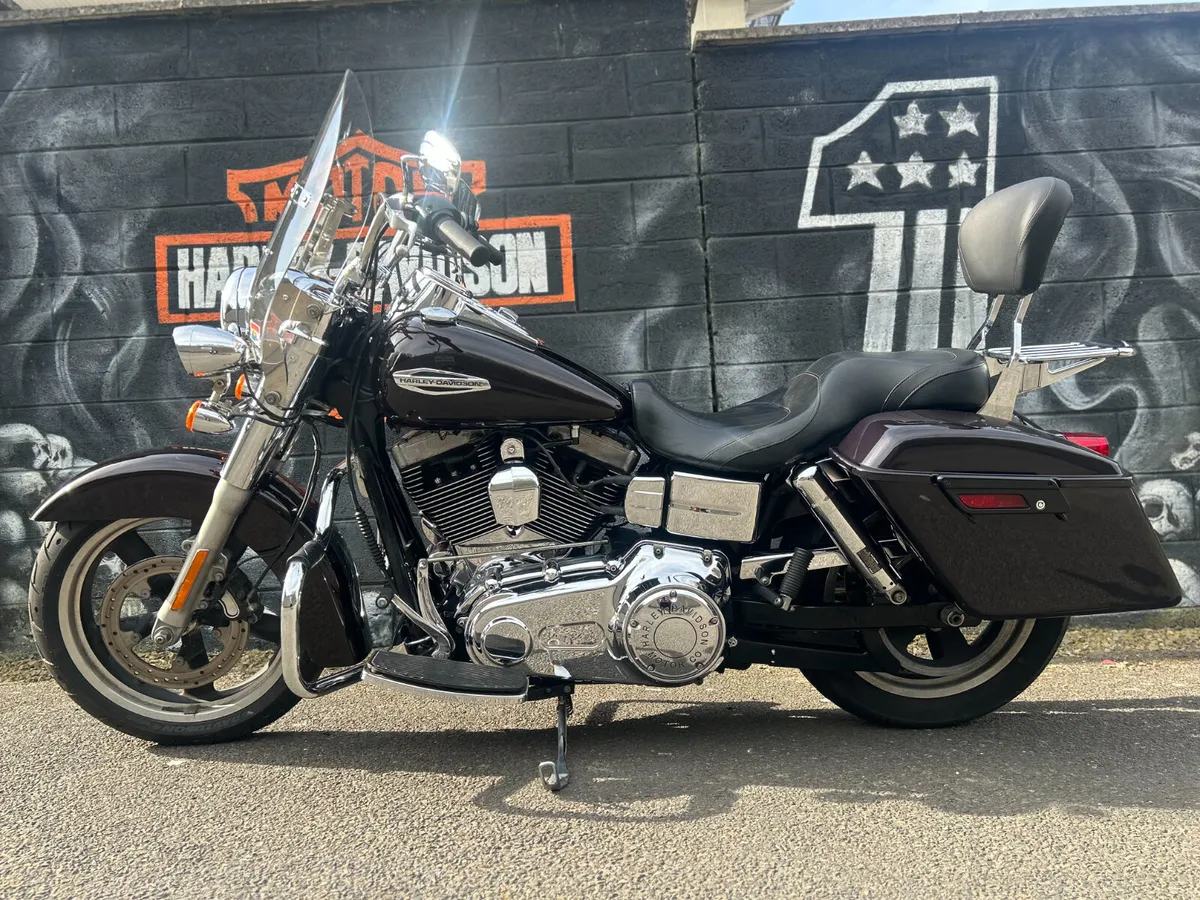 2014 HARLEY-DAVIDSON Dyna Switchback - Image 3