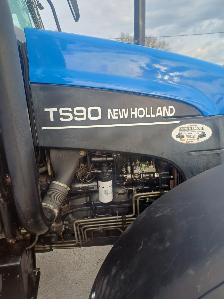 TS 90 New Holland - Image 2