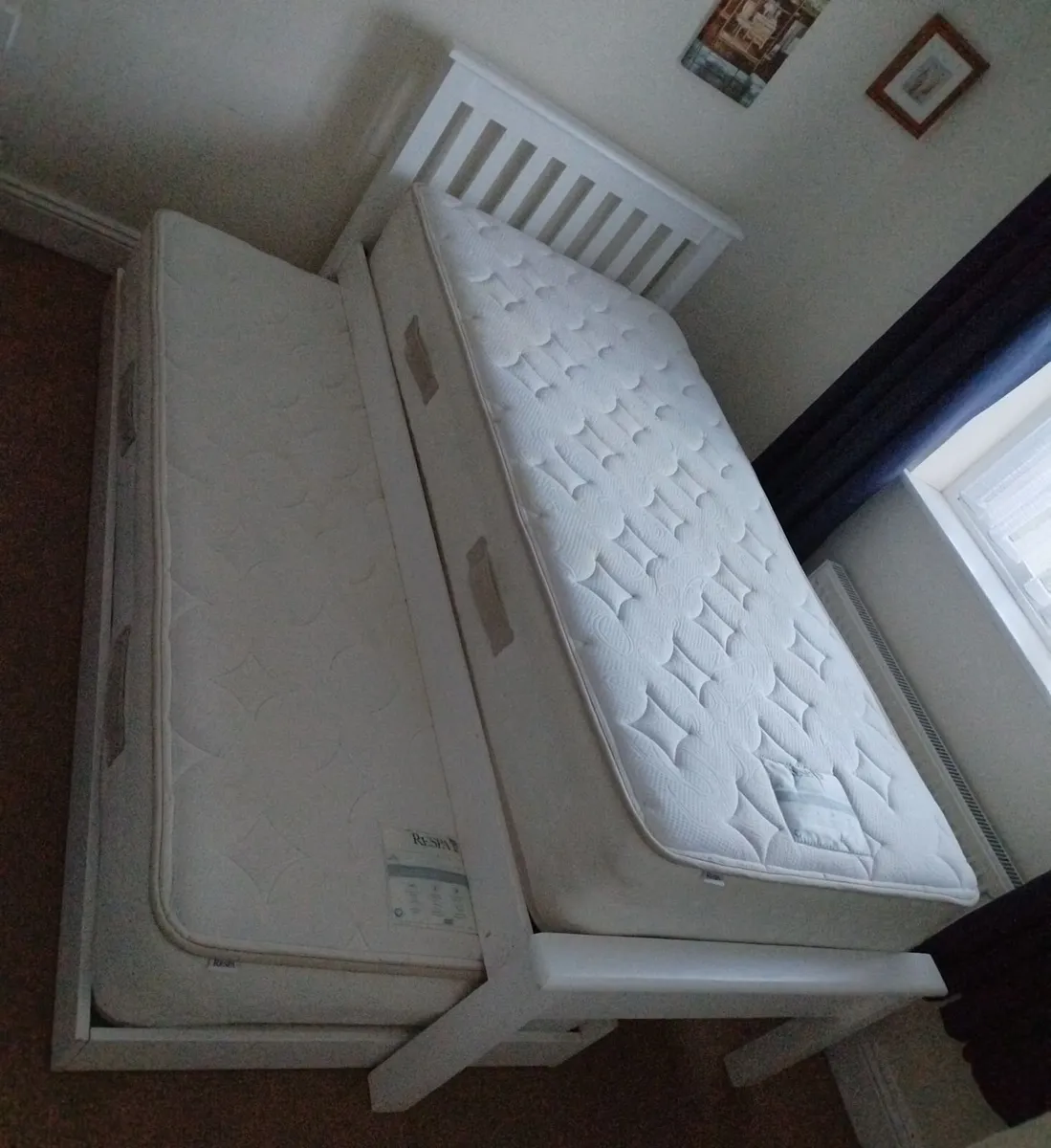 single bed - Image 2
