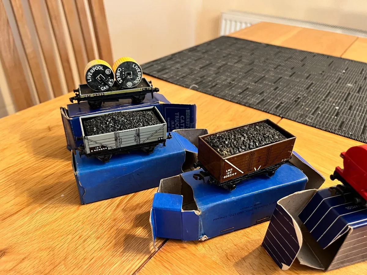 Railway carriage and rolling stock - Image 2