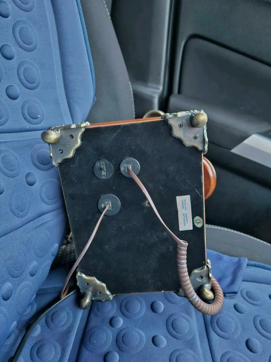 Vintage telephone Price Reduced - Image 4