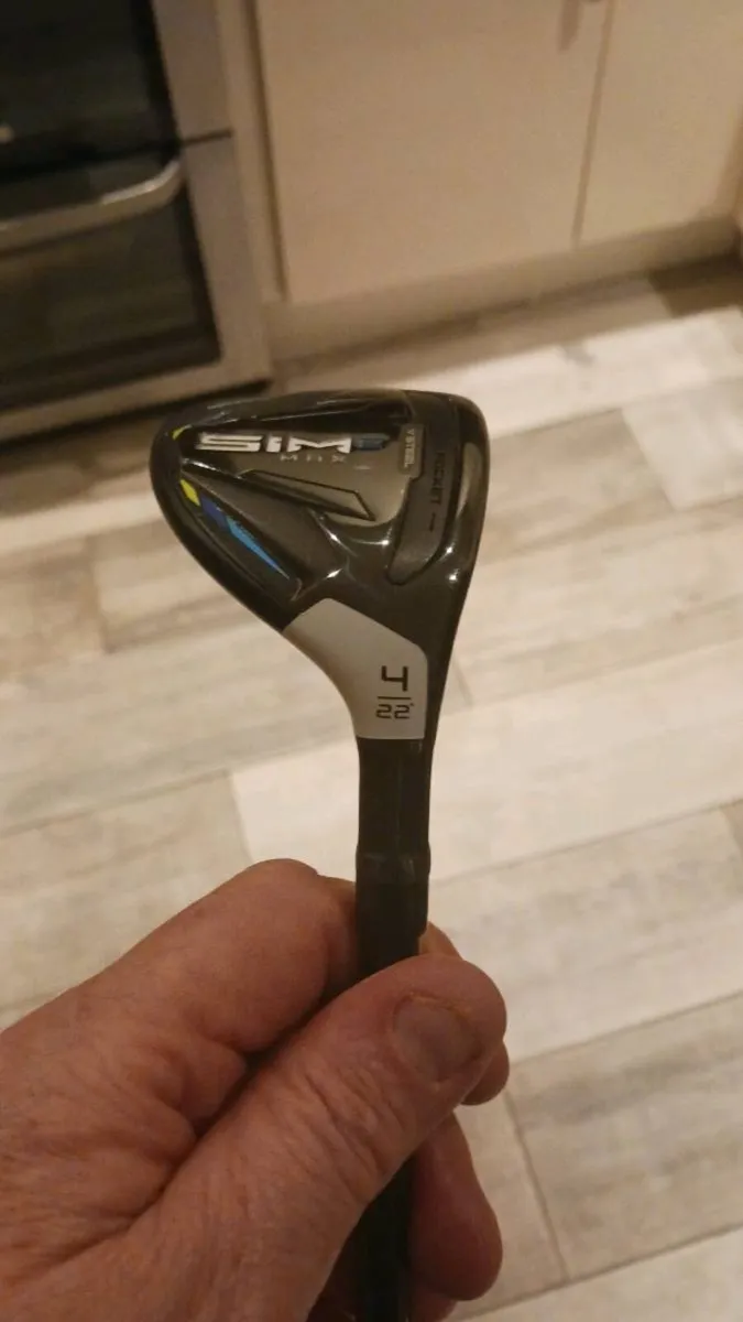 Taylormade Sim Max 2 rescue - Image 1