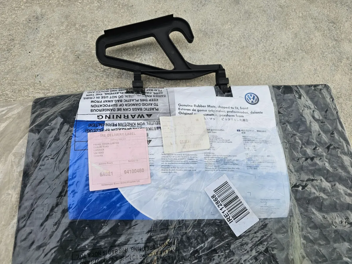 VW Transporter T5/T6 floor mats - Image 2