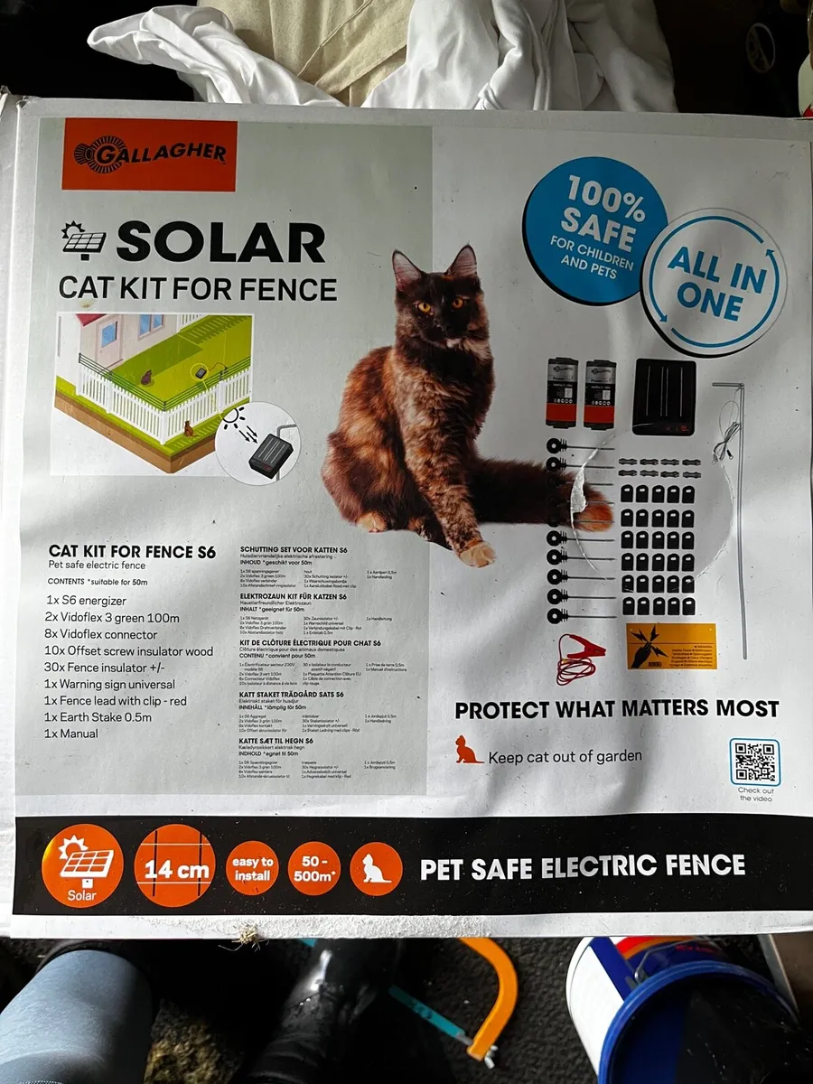 Gallaghers Solar cat kit for fence - Image 1