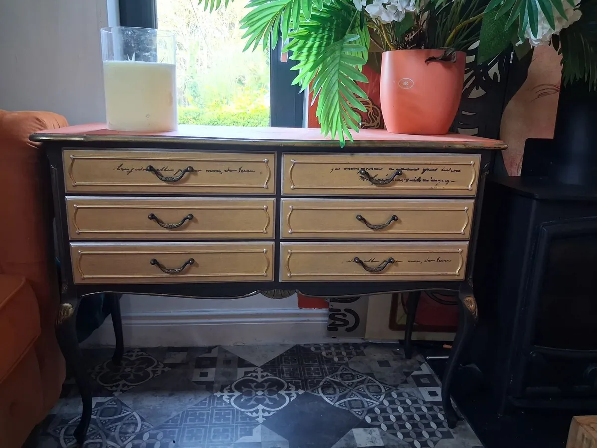 Chest of drawers - Image 1