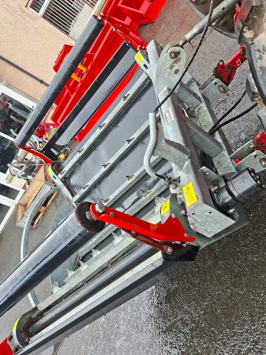 BLANEY X10 BALE UNWINDER - Image 2