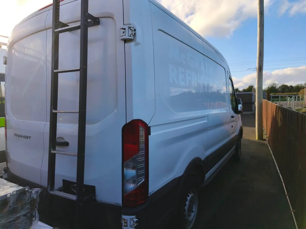 2017 Ford Transit 350M Trend 2.0 No Engine - Image 3