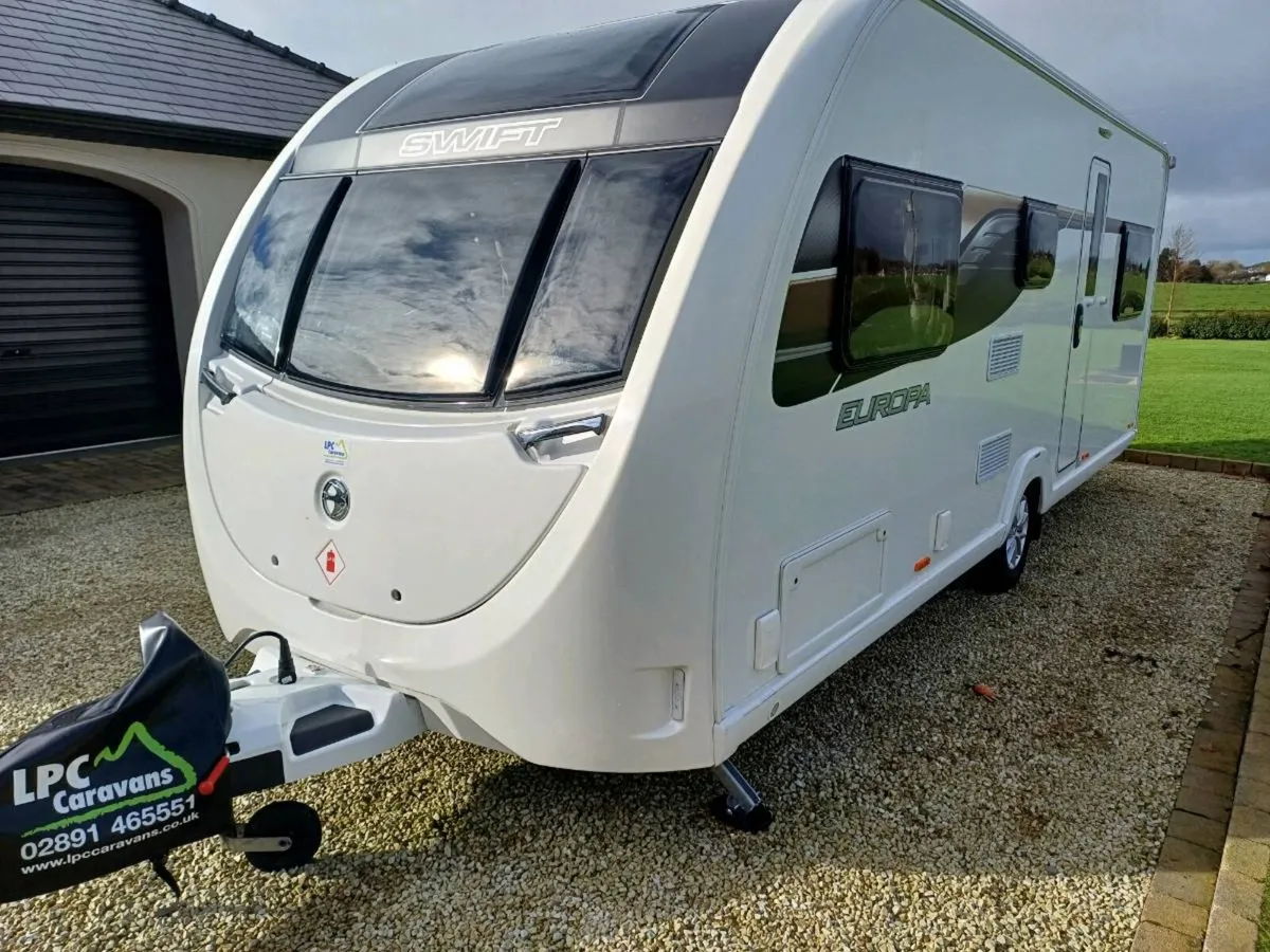 Swift Europa 590 6 Berth - Image 1