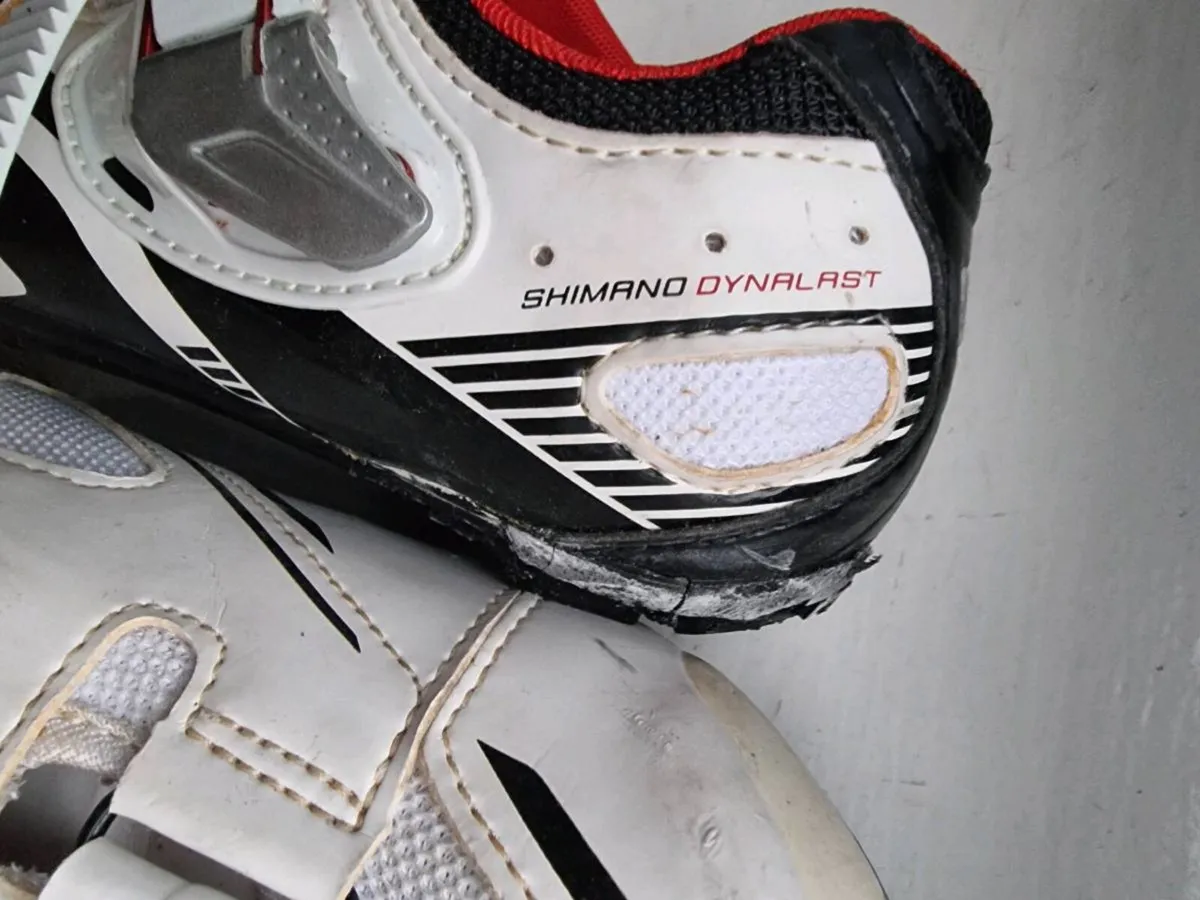 Cycling shoes - Image 1