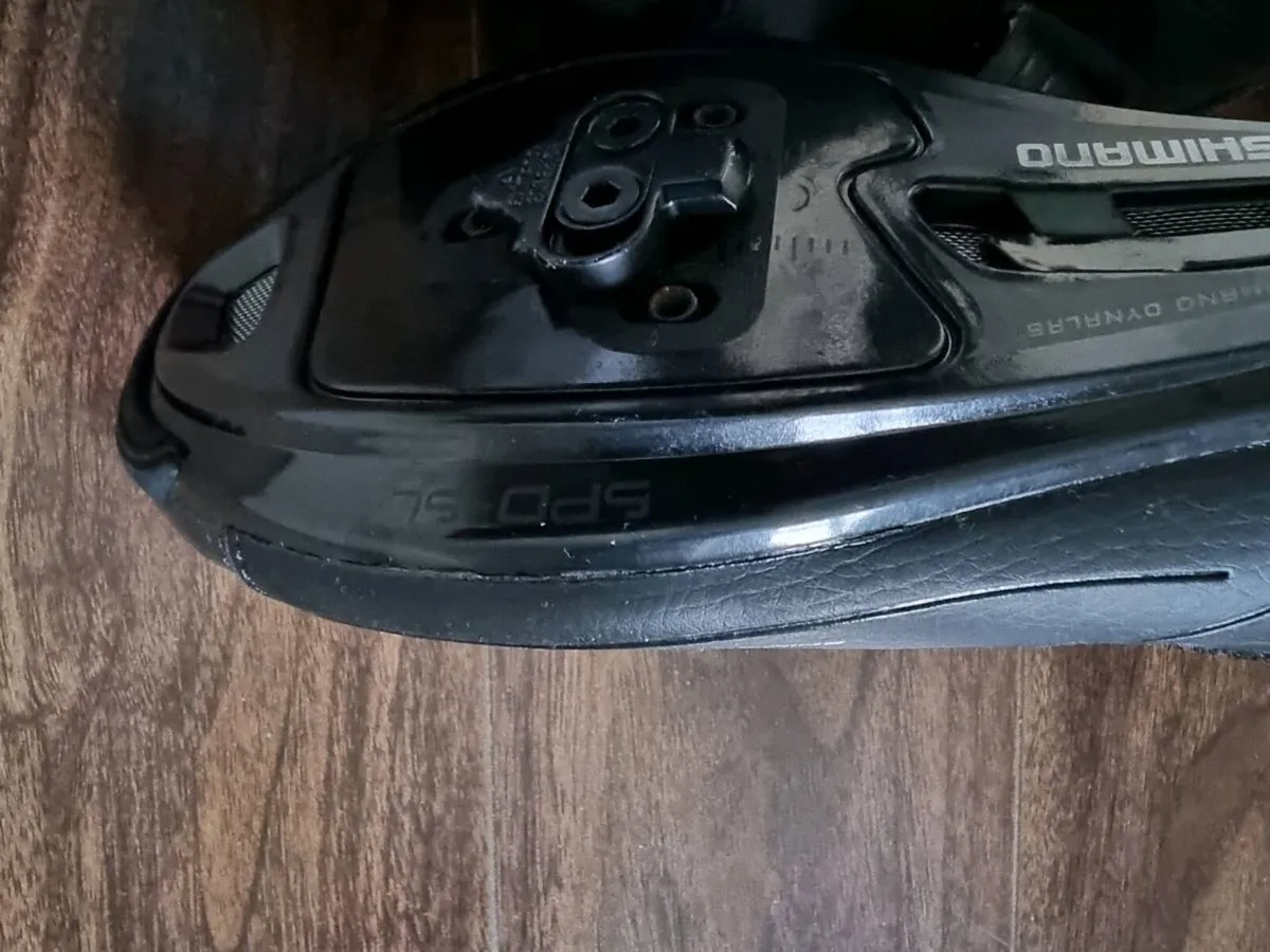 Cycling shoes - Image 3