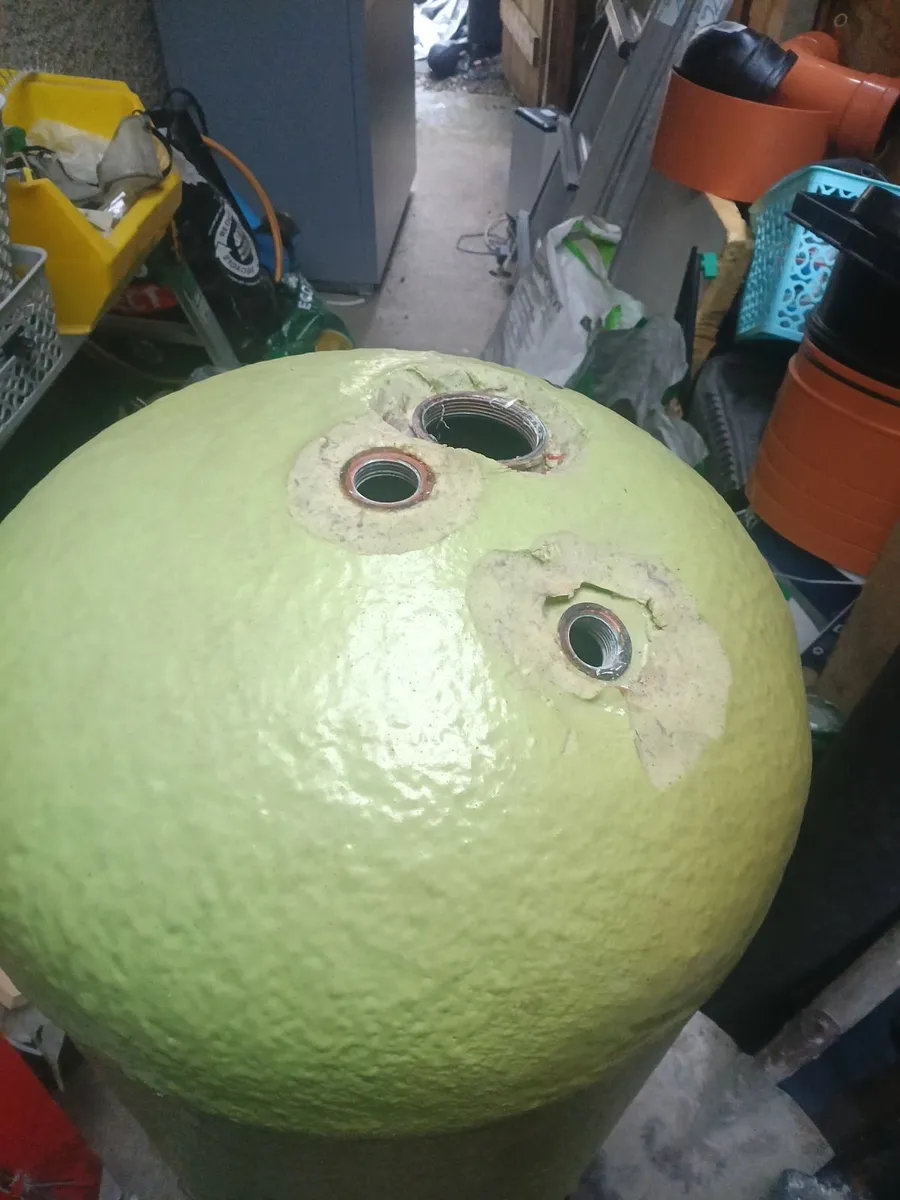 Hot water cylinder 42"*18* - Image 2