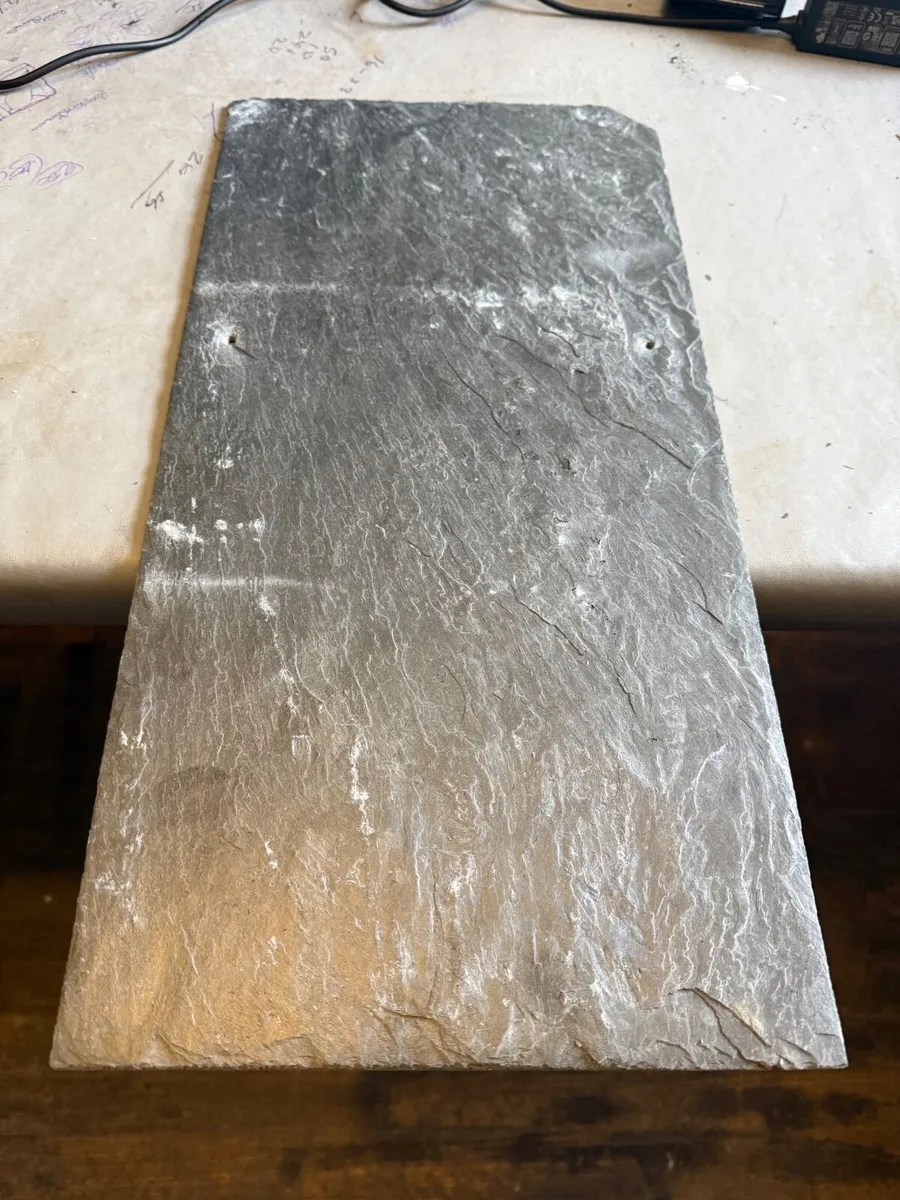 Over 500 good quality Spanish slates  50 by25  cm.