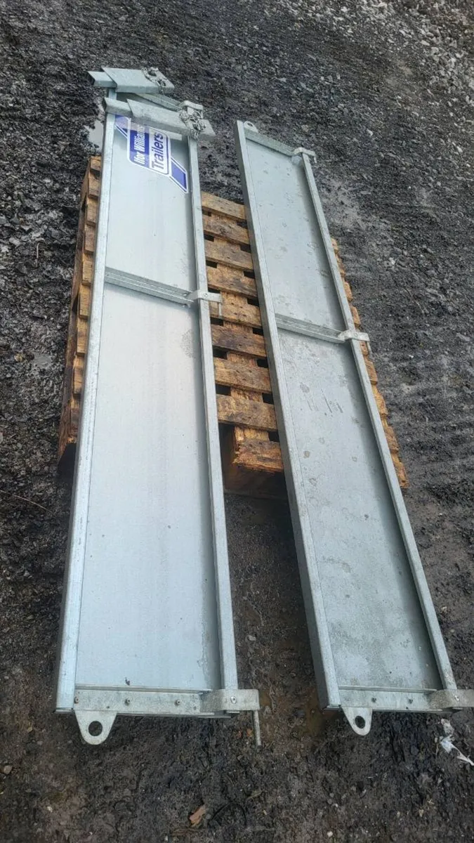 New 14ft ifor Williams sides boards,ex40 buckets - Image 4