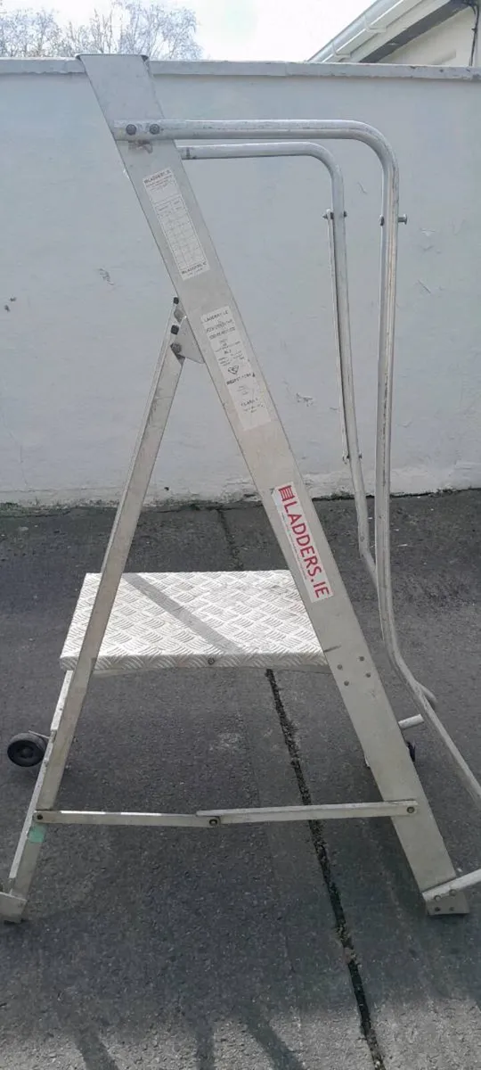 Ladder - Image 3