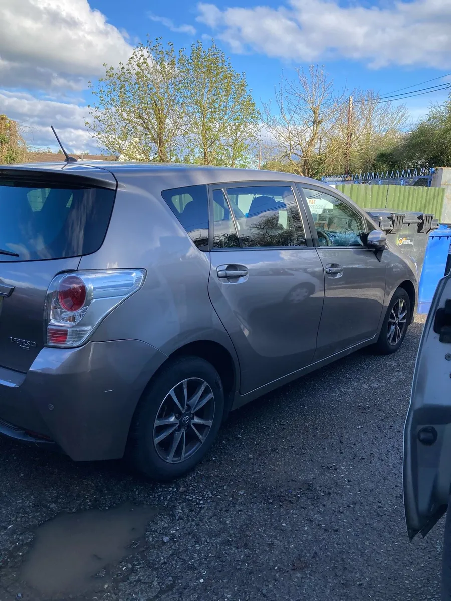 Toyota verso - Image 1