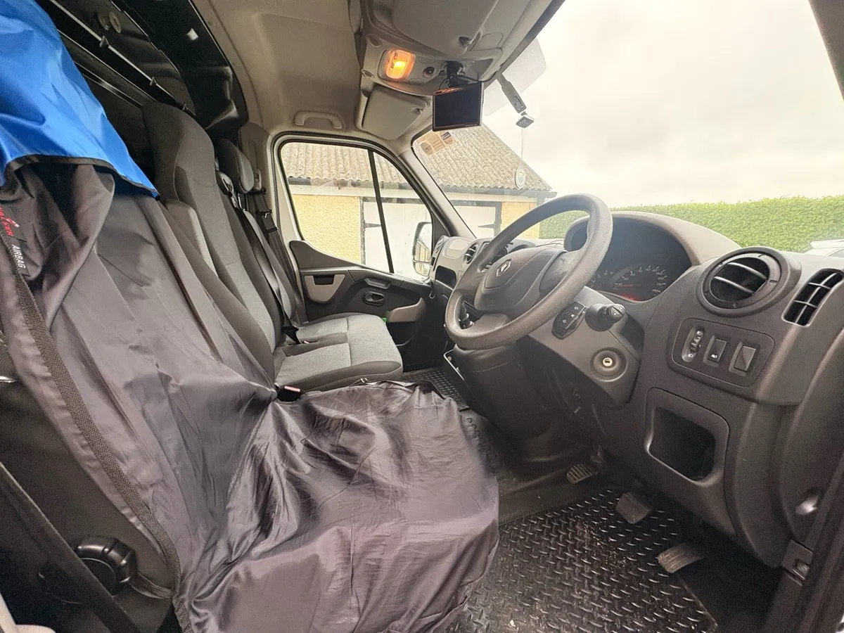 Renault Master 2017 - Image 3