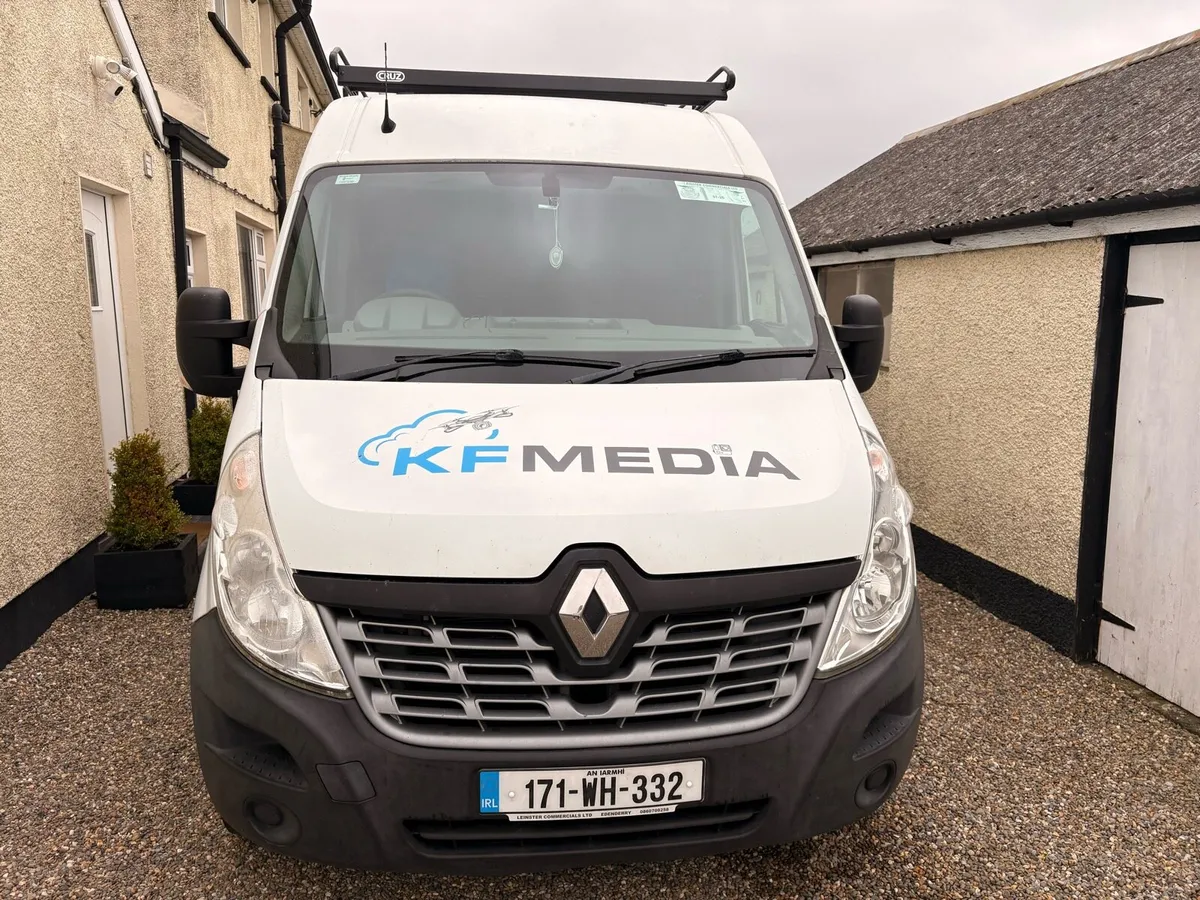 Renault Master 2017 - Image 1