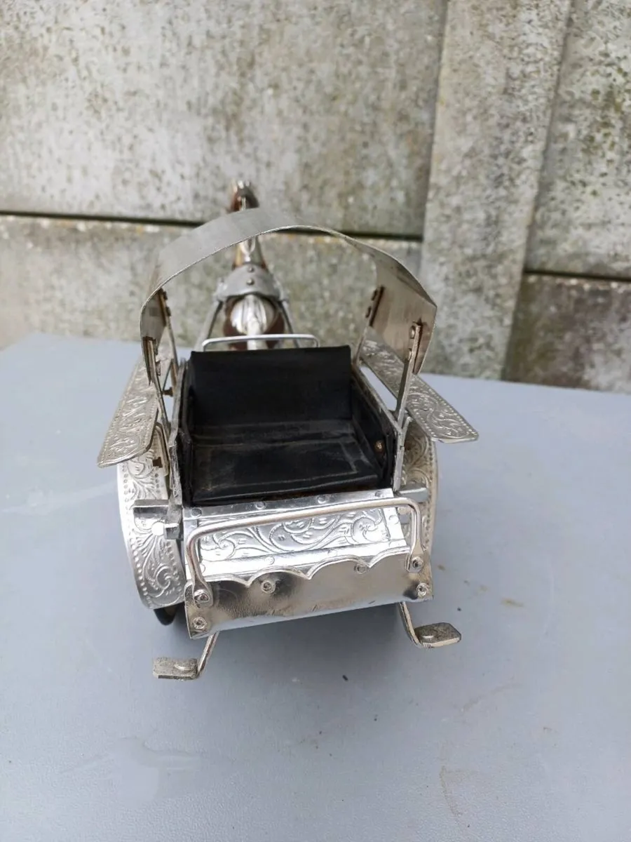 Vintage Metal Horse & Cart - Image 3