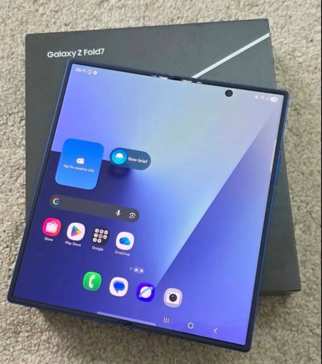 Samsung Z Fold 7 - 256gb - Unlcoked - Image 2