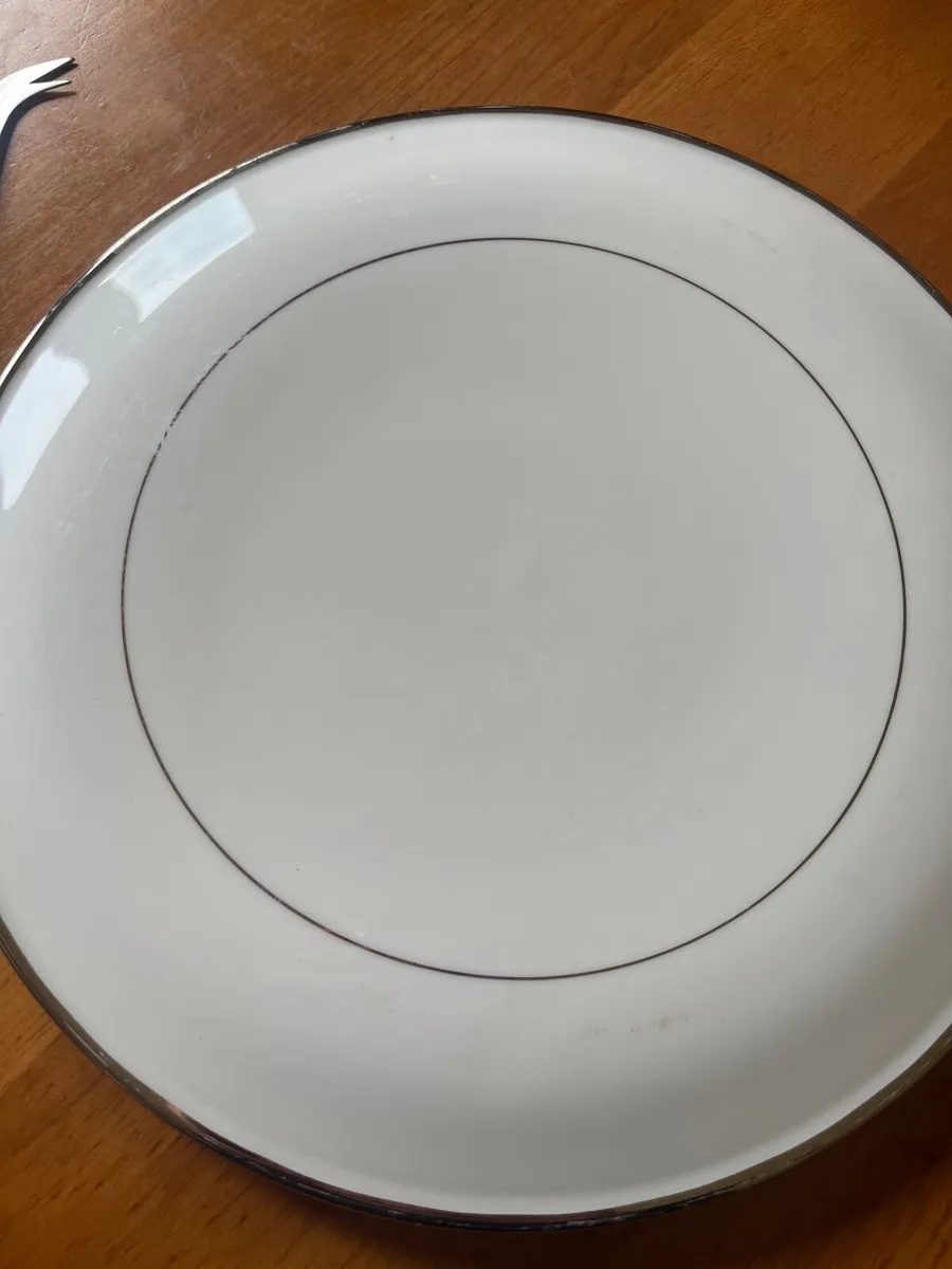 Cheese plate and knife - Image 2