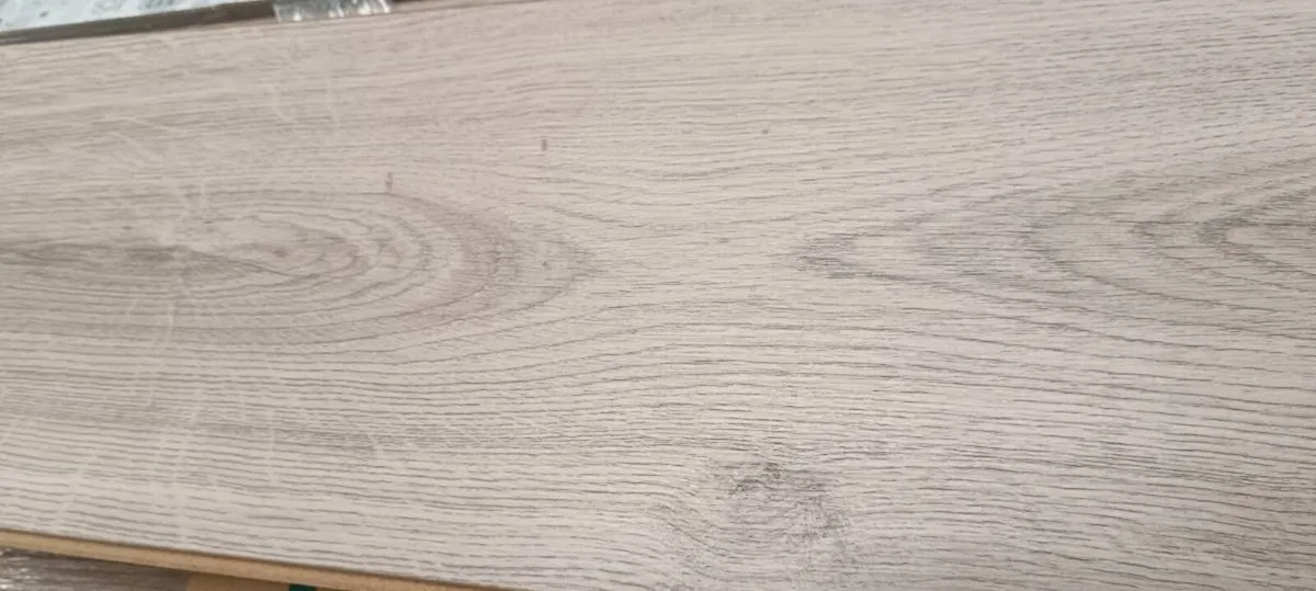 *NEW* 8MM LAMINATE FLOORING ☄️ - Image 2