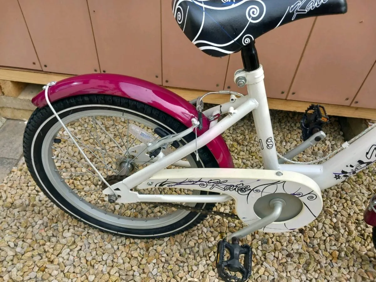 Kids Katie bike size 18 inch wheels - Image 3