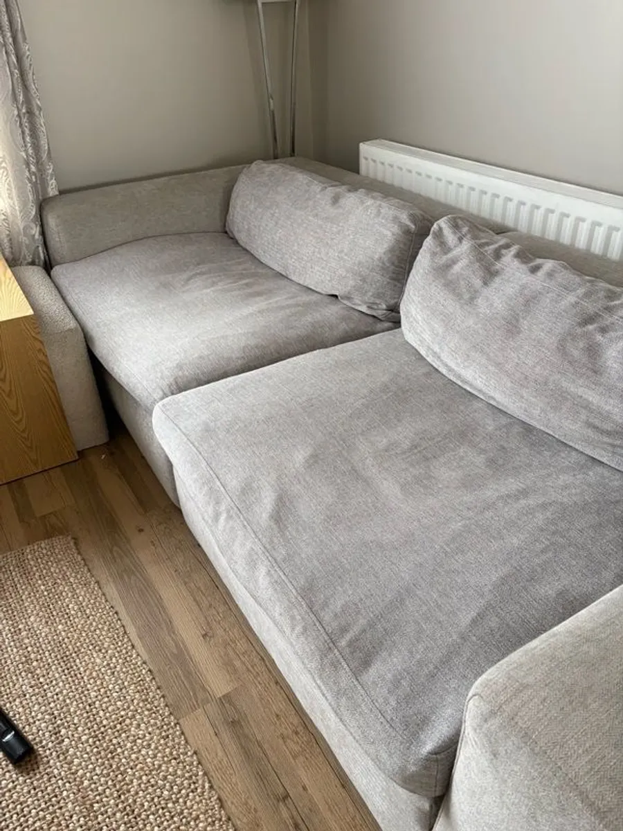 Medow and Byrne cloud sofa - Image 2